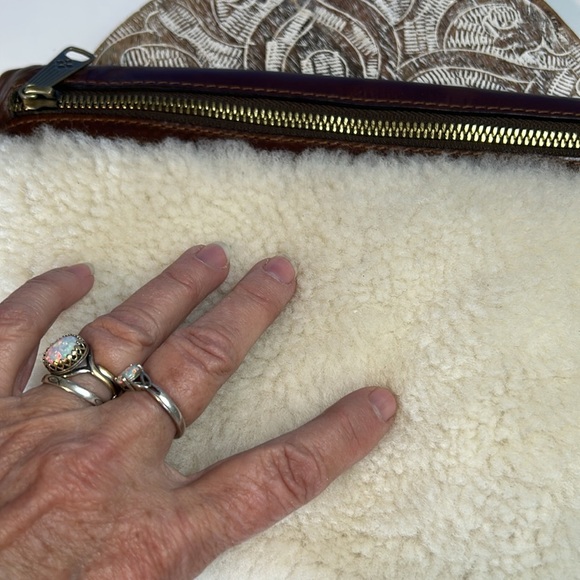 PATRICIA NASH WOMENS BROWN LEATHER WHITE SHERPA  TINCHI BELT BAG NEW WITH TAGS - Picture 9 of 11